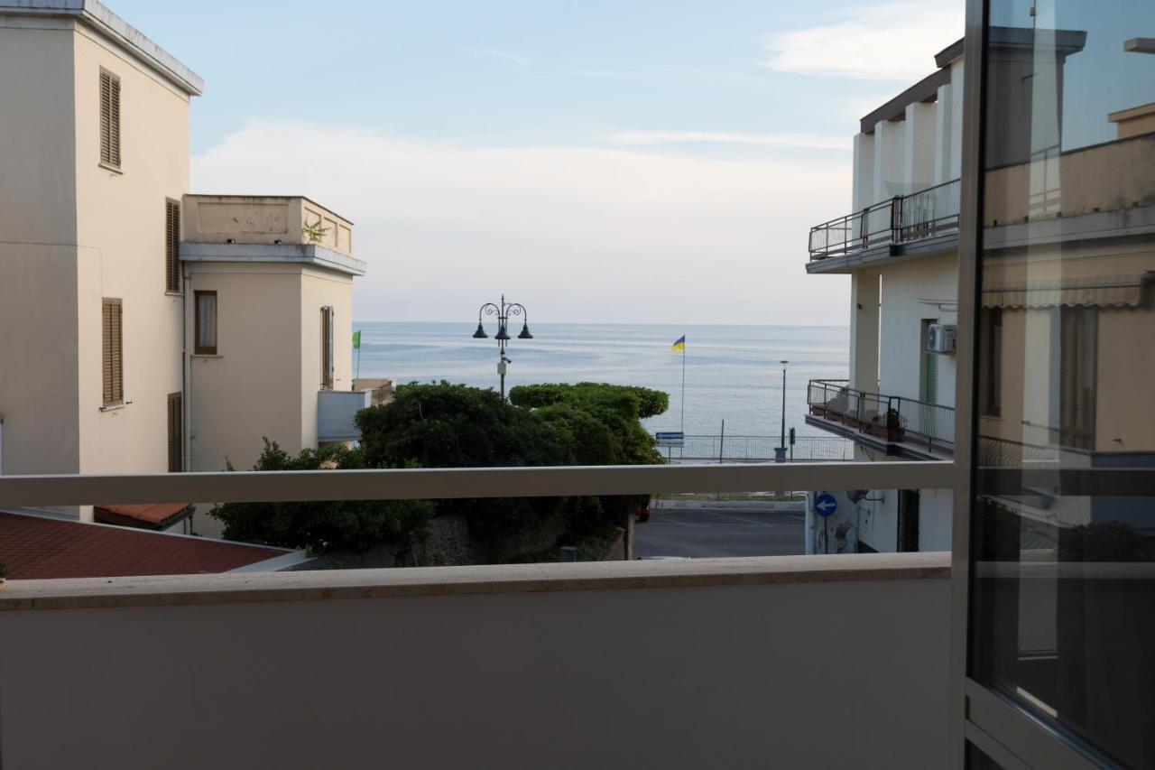 B&B Lungomare Диаманте Экстерьер фото